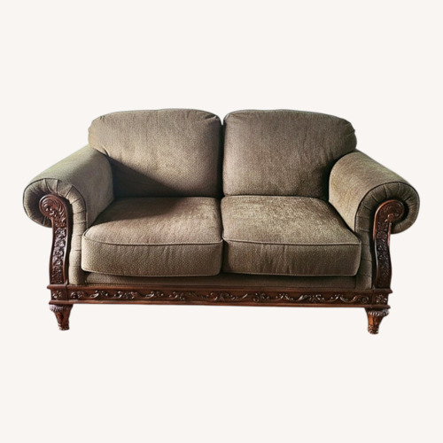 Used Broyhill Furniture Prestige Green Fabric Loveseat for sale on AptDeco
