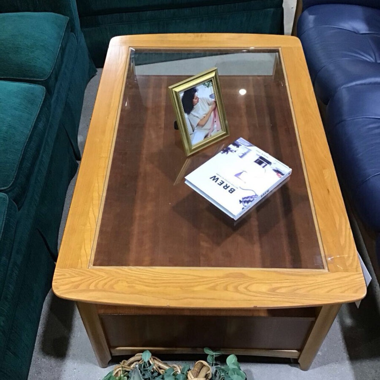 Oak 2-Drawer w Glass Top Coffee Table - image-5