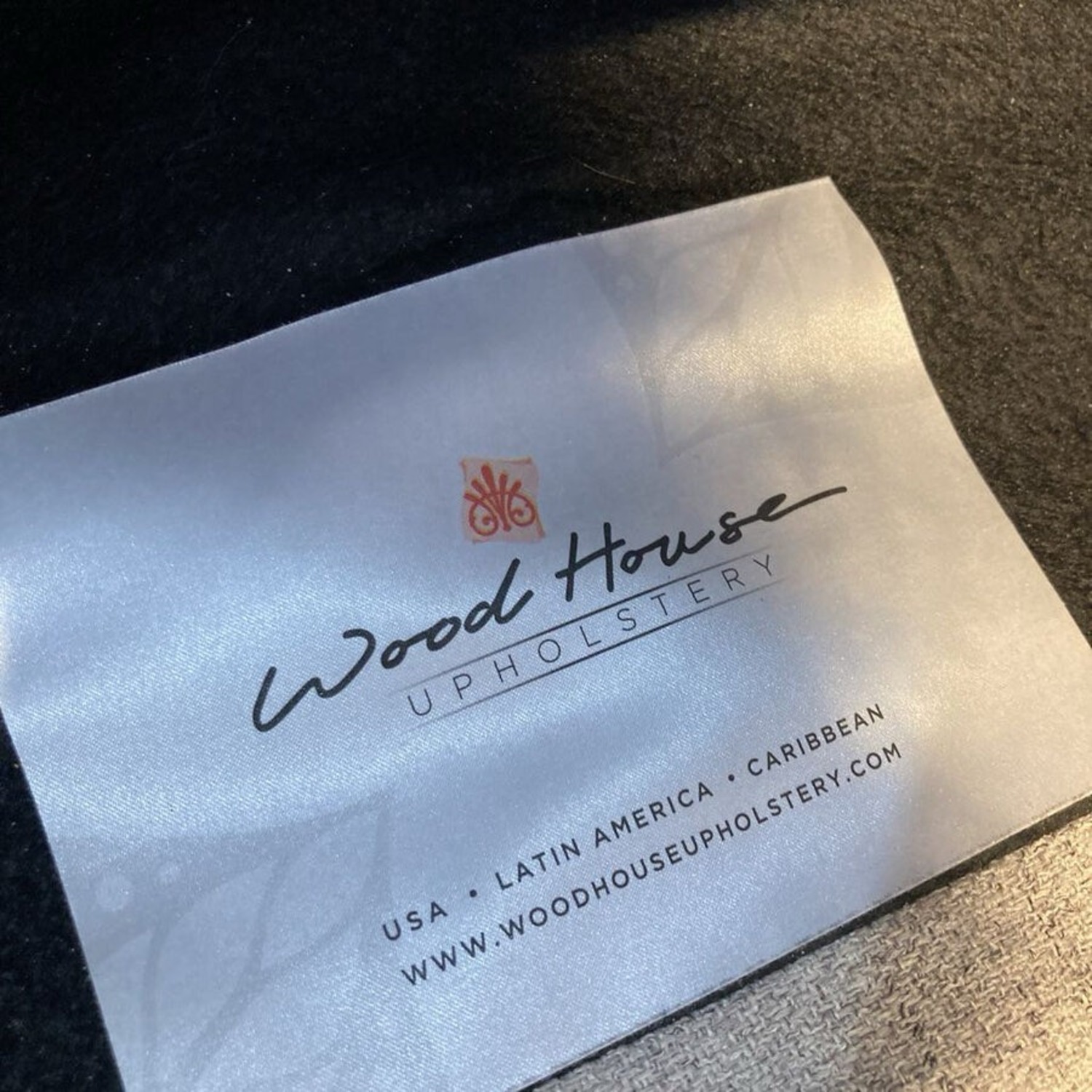 Wood House Upholstery Fabric 3-Seat Sofa Gray - image-10