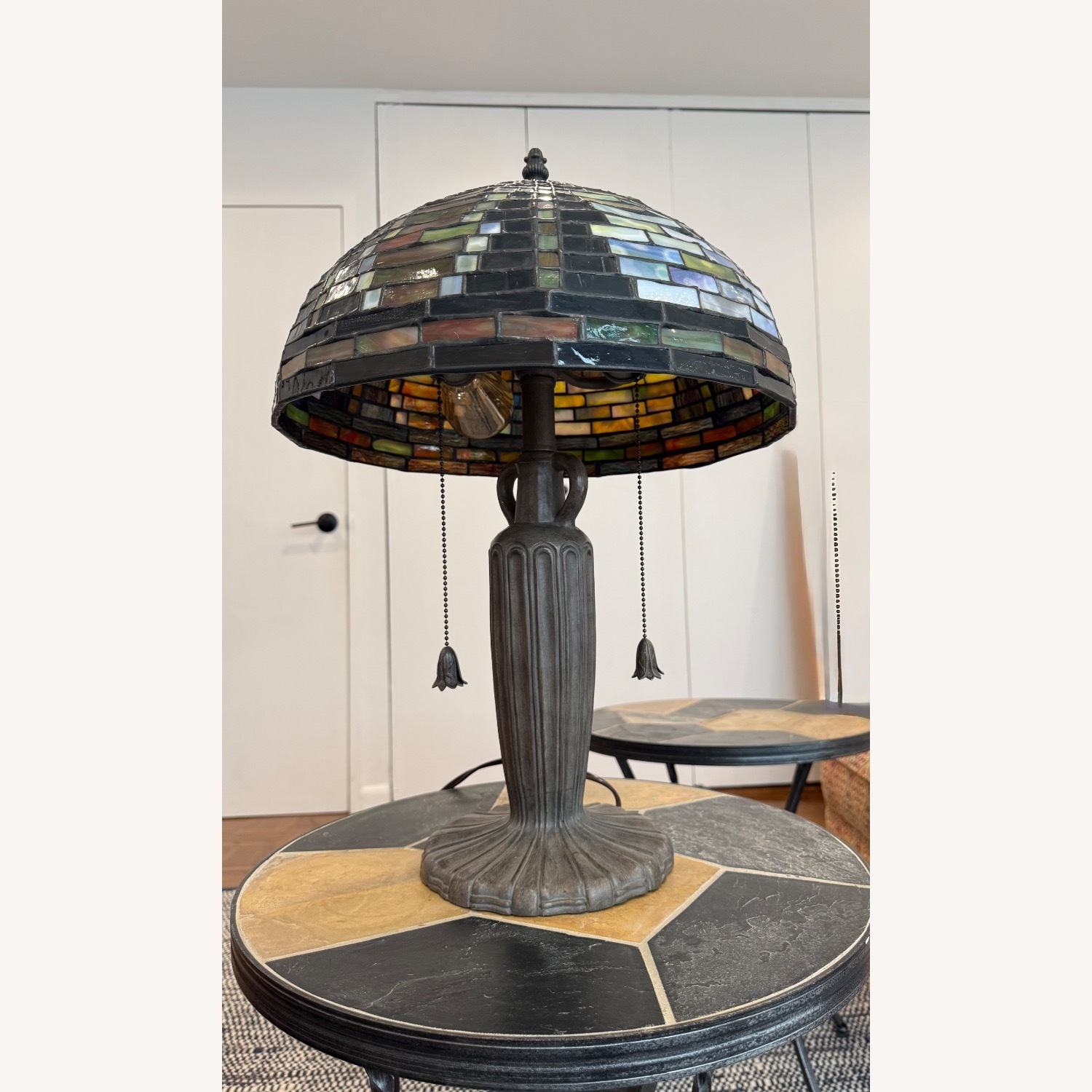 Tiffany-Style Lamp - image-1
