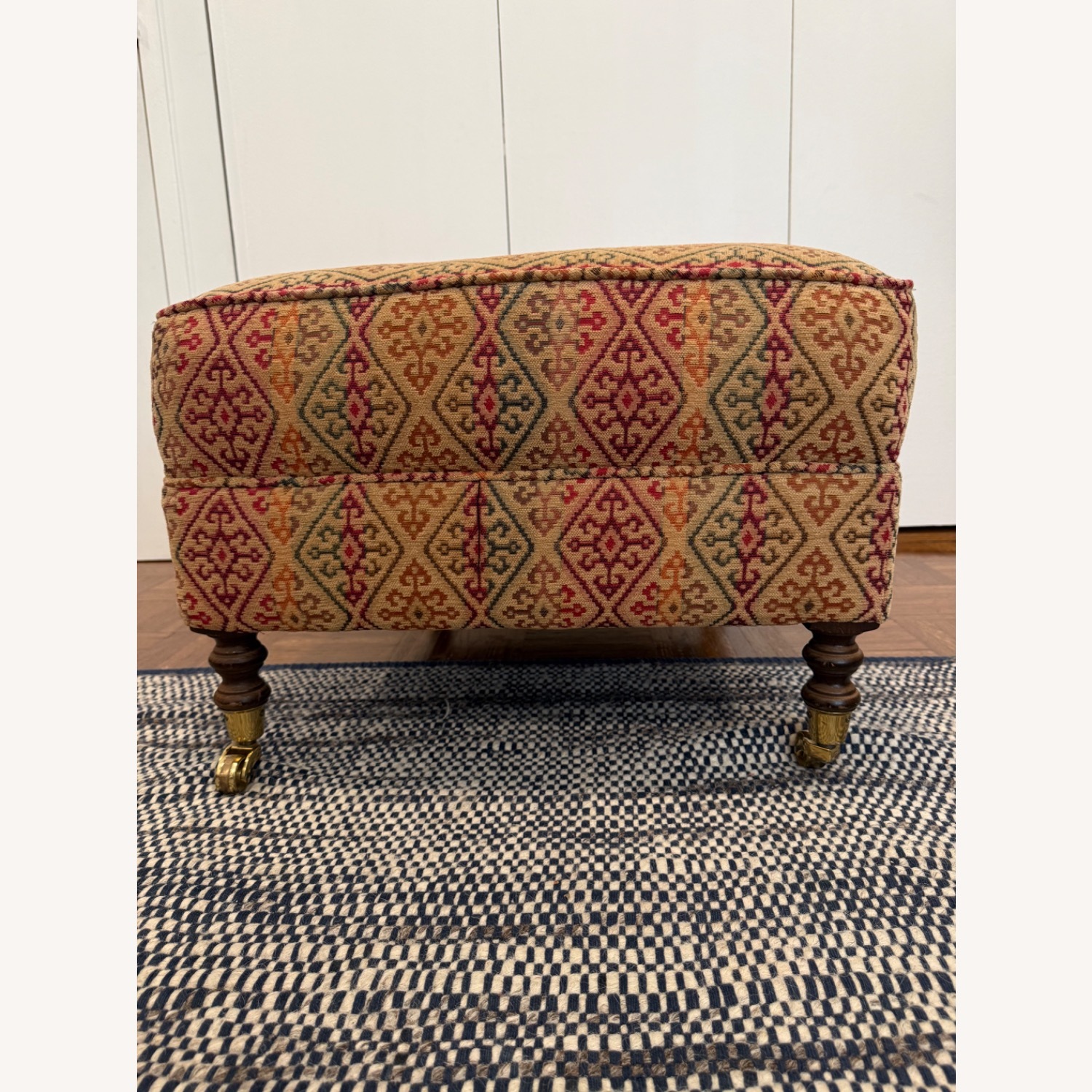 Contemporary Ottoman - image-2