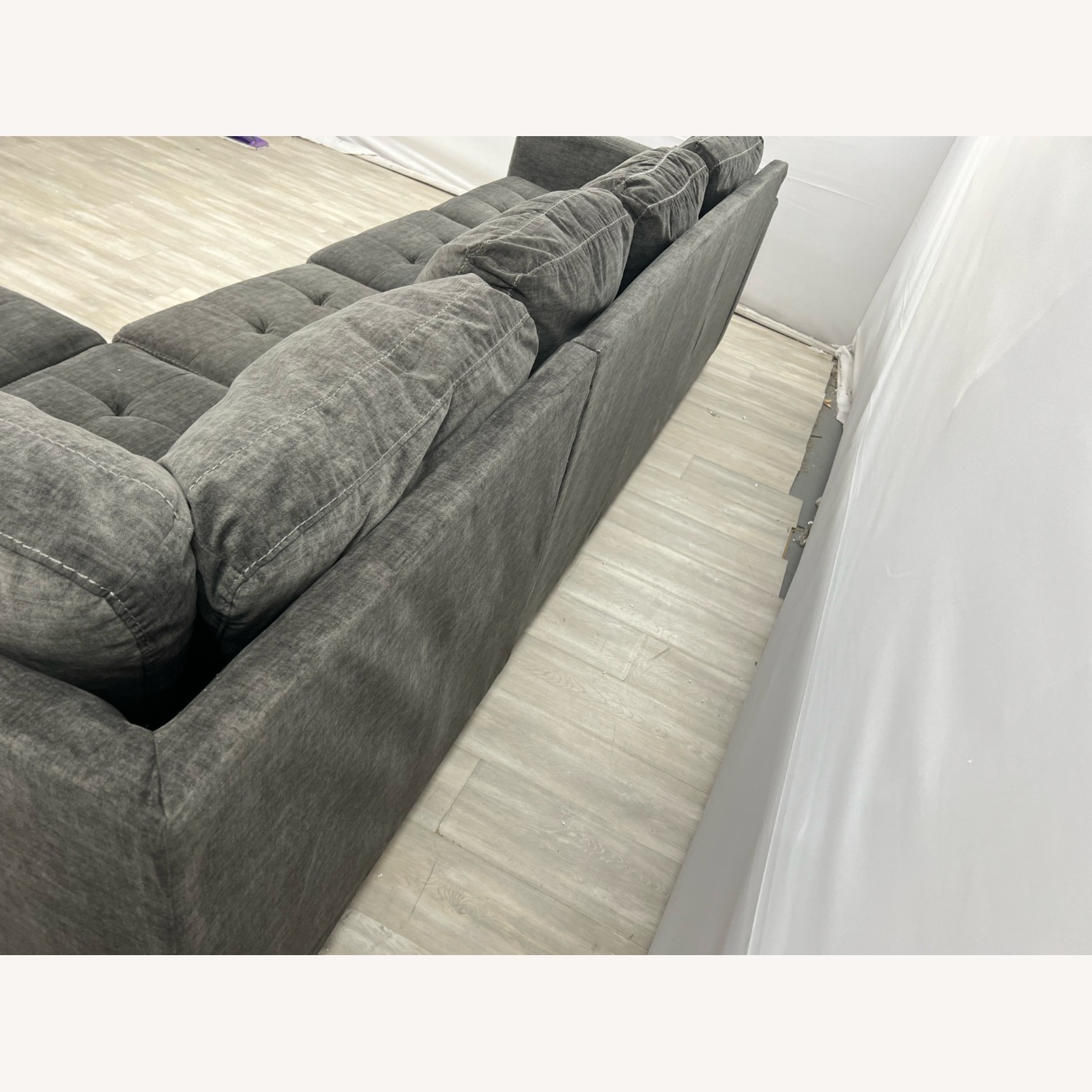 Ashley Owensbe Gray Sectional with Chaise - image-4