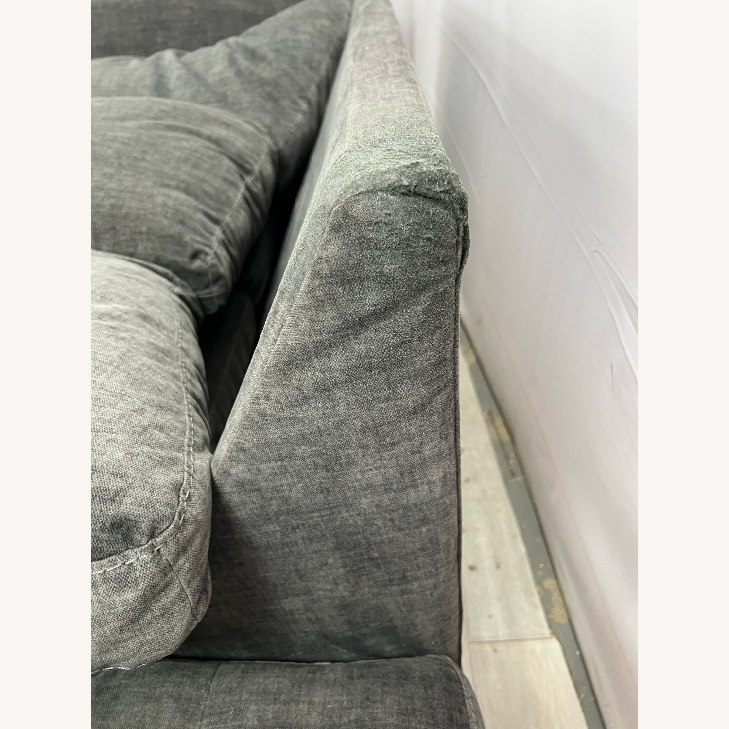 Ashley Owensbe Gray Sectional with Chaise - image-6