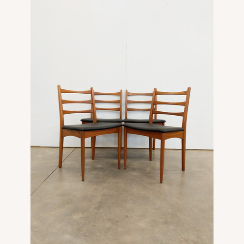 Used Set of 4 Vintage Mid Century Modern Dining Chairs for sale on AptDeco