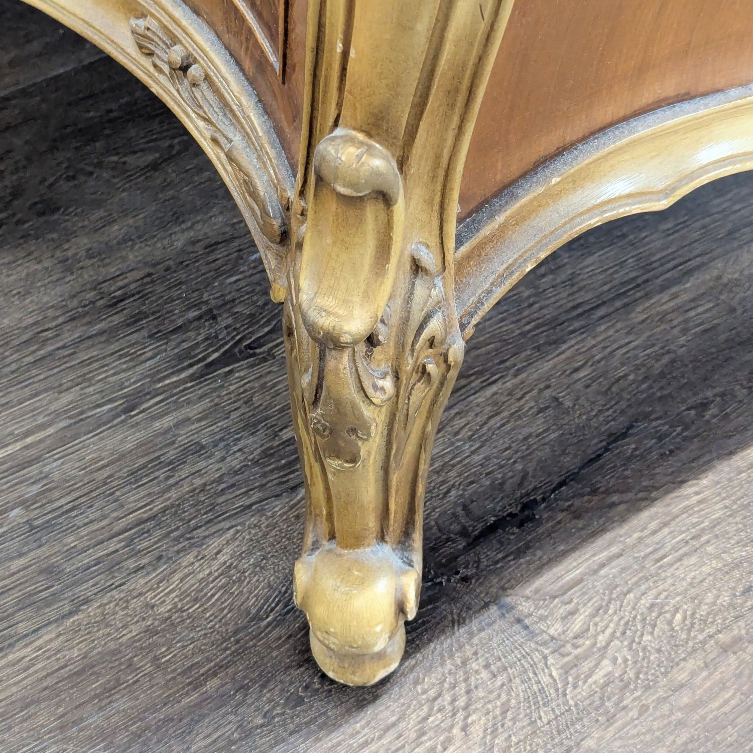 Elegant French Provincial Burl Wood 6-Drawer Dresser - image-9