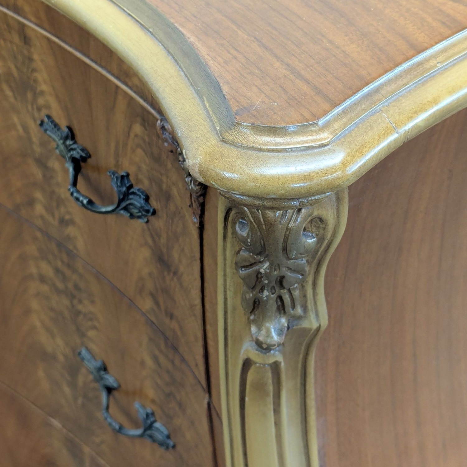 Elegant French Provincial Burl Wood 6-Drawer Dresser - image-8