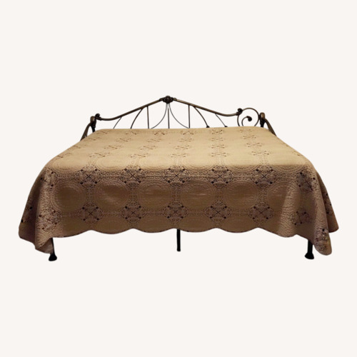 Used Contemporary Daybed for sale on AptDeco