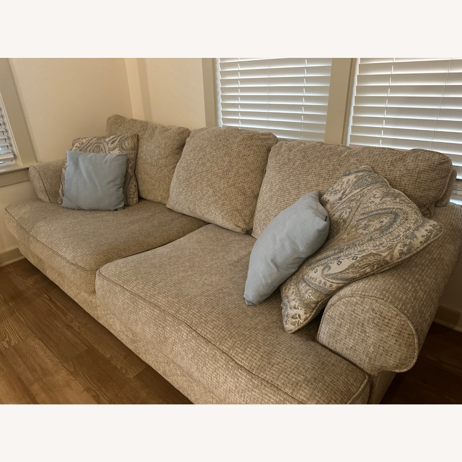 Ashley Furniture Fabric 3+ Seater Sofa - image-2