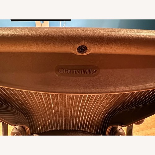 Used Herman Miller Aeron Classic Drafting Stool B 2015 for sale on AptDeco