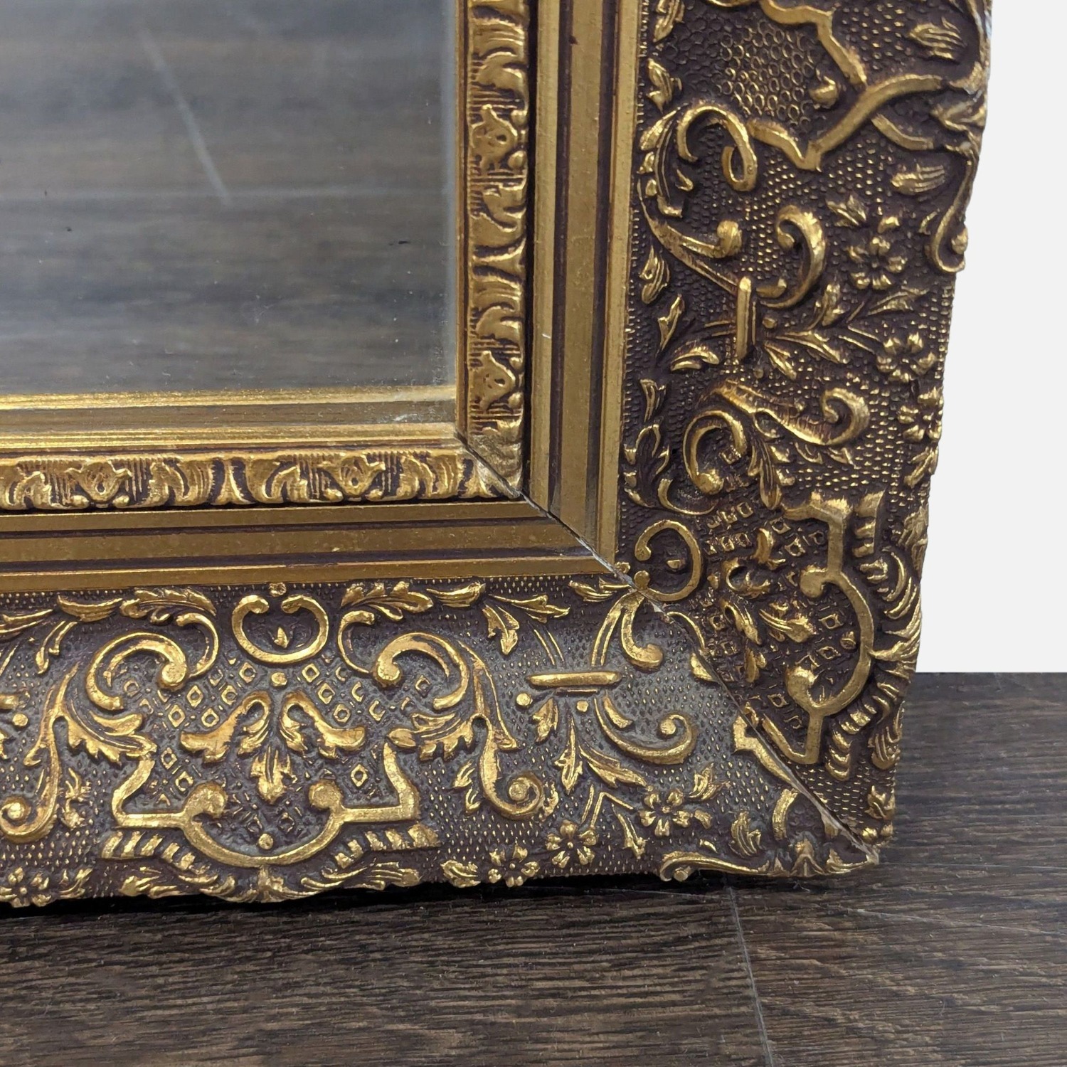 Large Carved Frame Mirror - image-4