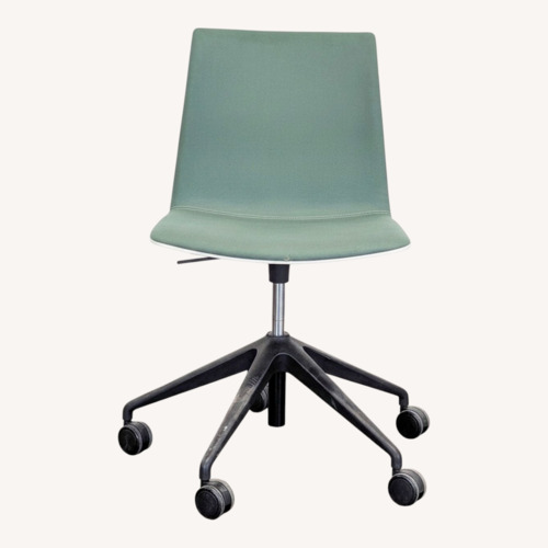 Used Andreu World Modern Green Office Chair with Wheels for sale on AptDeco