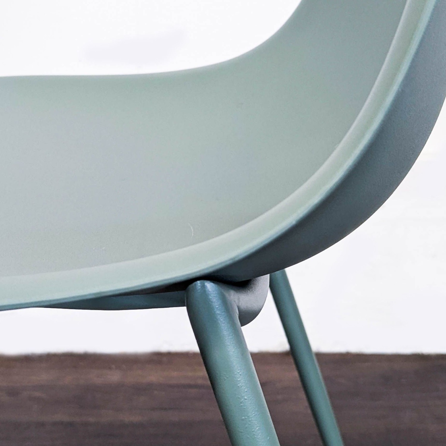 Bucket Dining Chair on Metal Frame	 - image-6