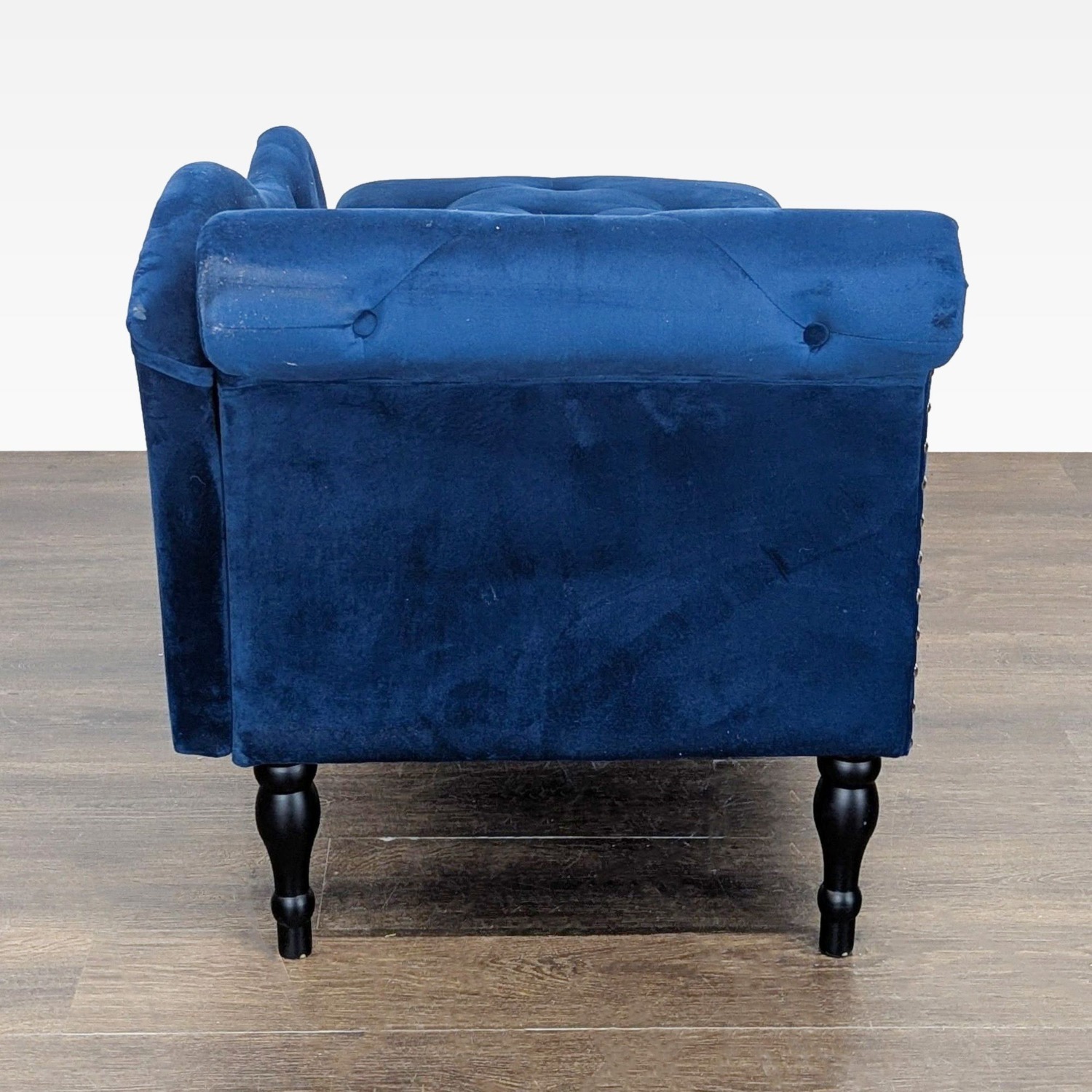 Elegant Blue Velvet Chaise Lounge Sofa with Tufted - image-4
