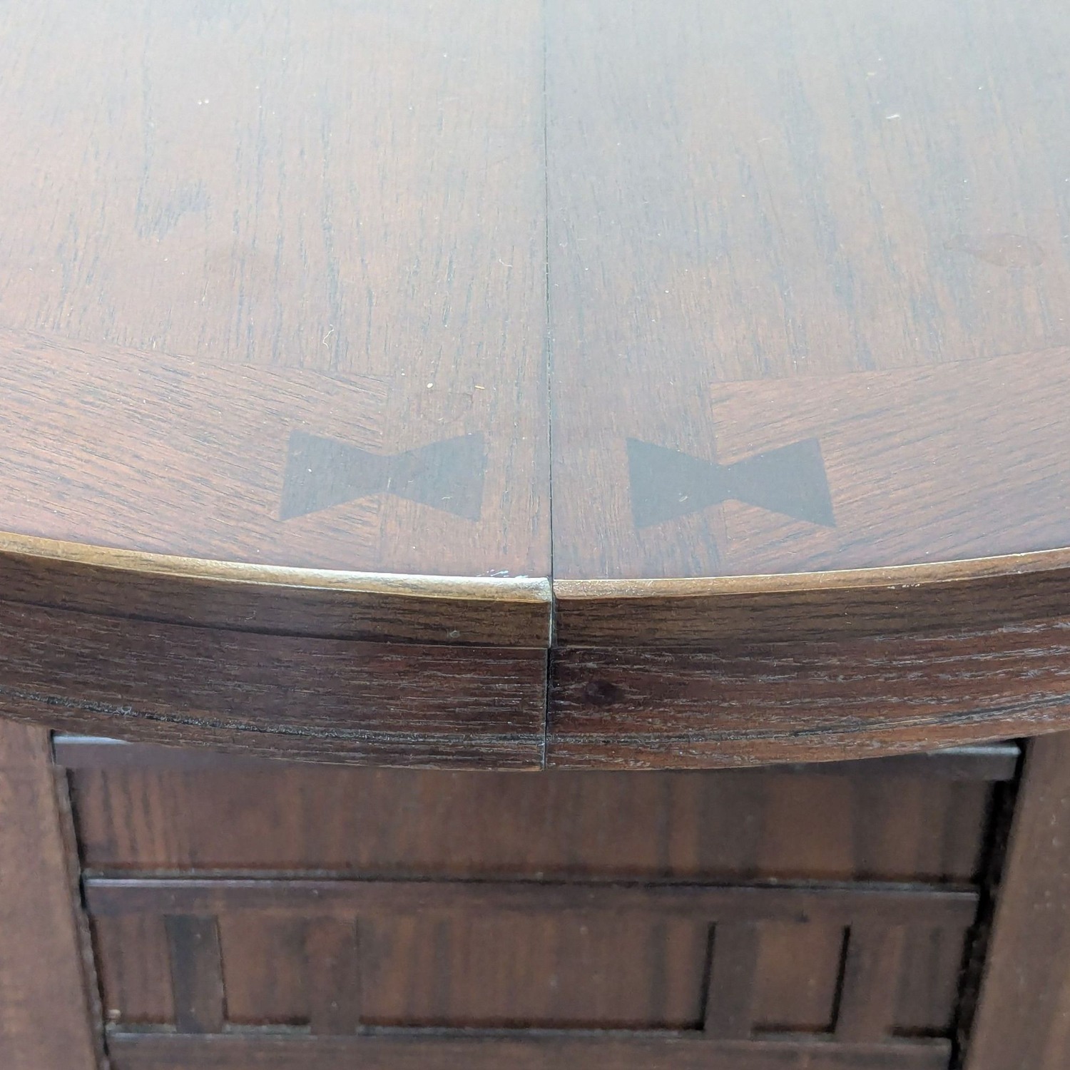 Dark Wood 5-Piece Round Extendable Dining Set - image-7