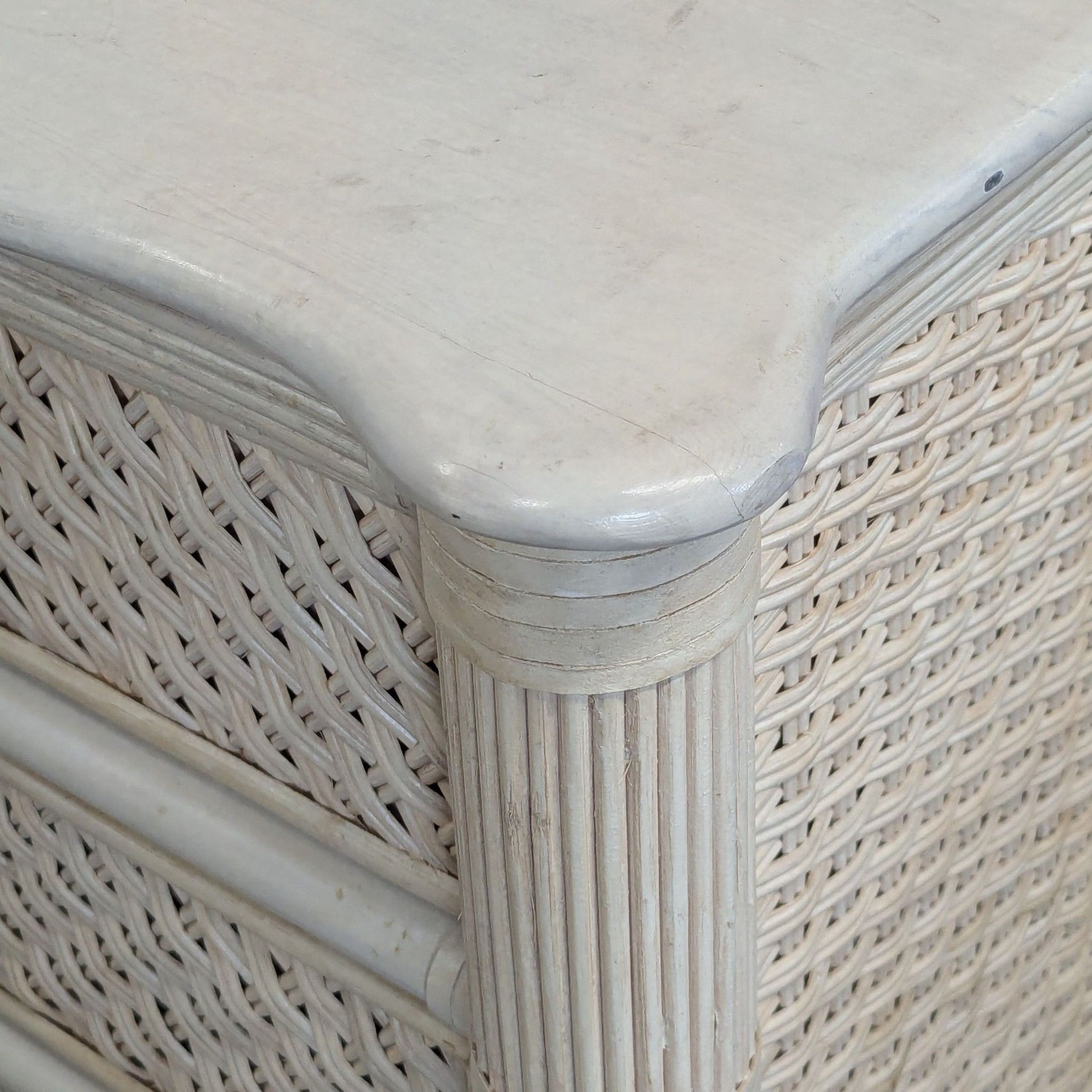 Vintage Lexington Furniture Three Drawer Batchlor Nightstand - image-7