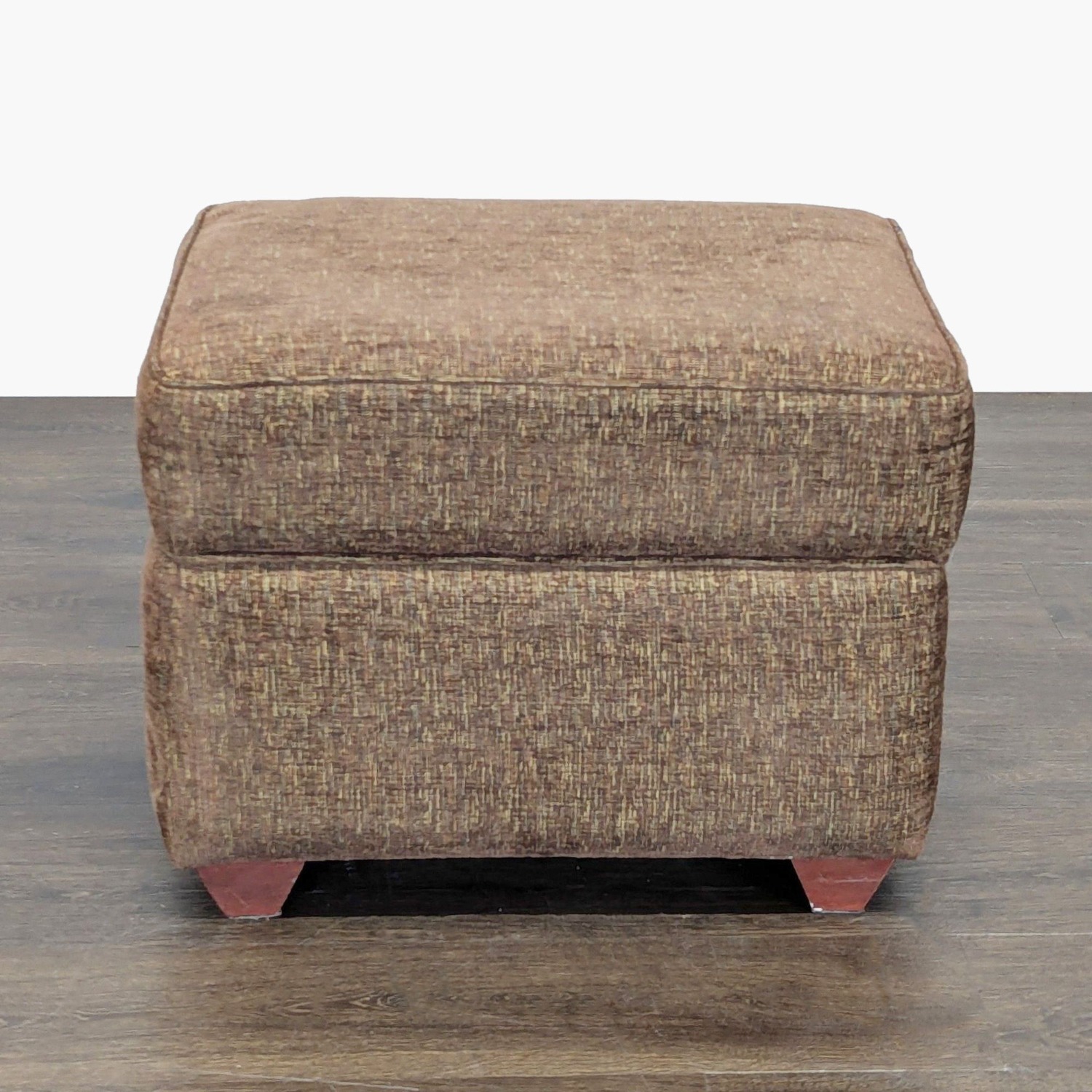 Ottoman with Bun Feet - image-4