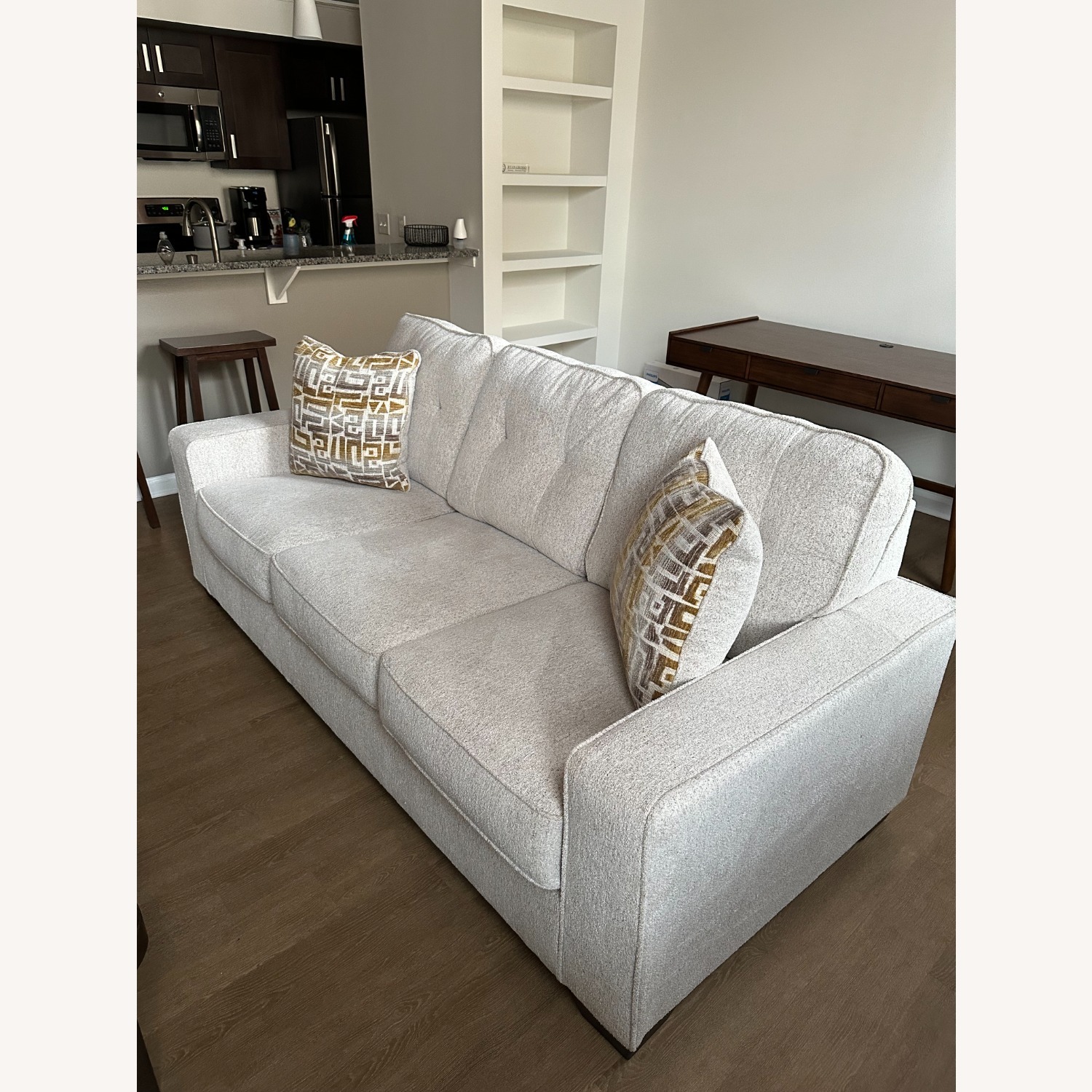Ashley Furniture Sorrow 3+ Seater Sofa - image-3