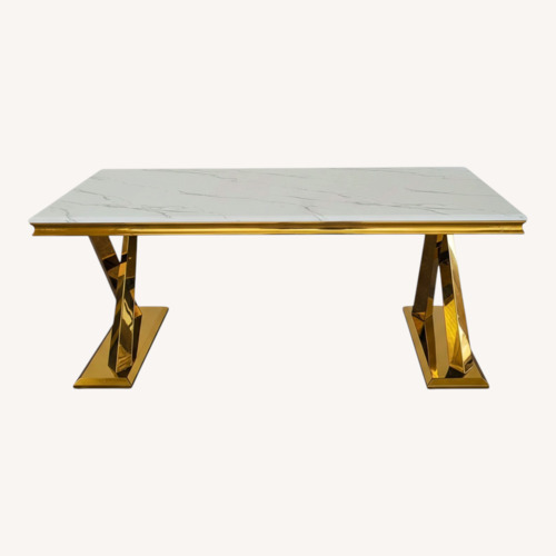 Used White Dining Table for sale on AptDeco