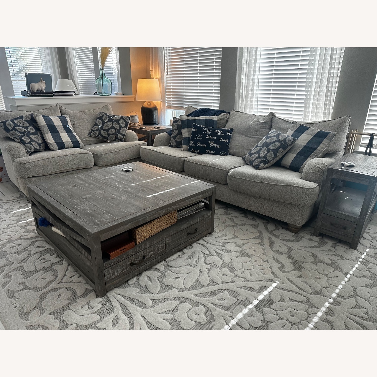 Rooms To Go Savenay Gray Cocktail Table - image-3