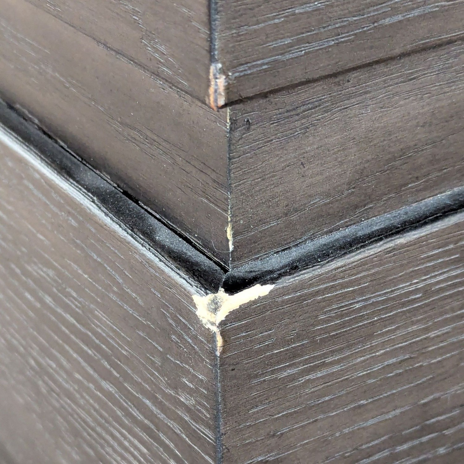 Home Meridian Helms Round Dining Table - image-8