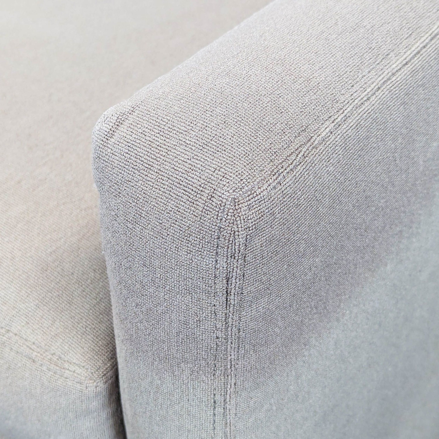 Lee Industries Beige Swivel Lounge Chair  - image-6