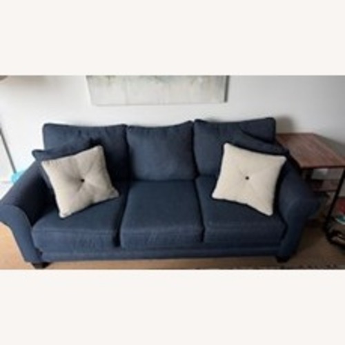 Used Raymour & Flanigan McKinley sofa for sale on AptDeco