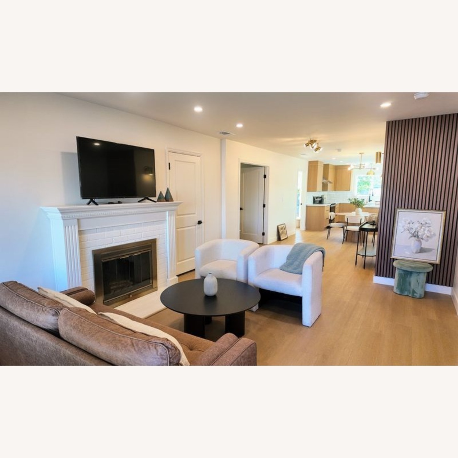 Avantio Vanomi 3-Seat Sofa in Brown Faux Leather  - image-8