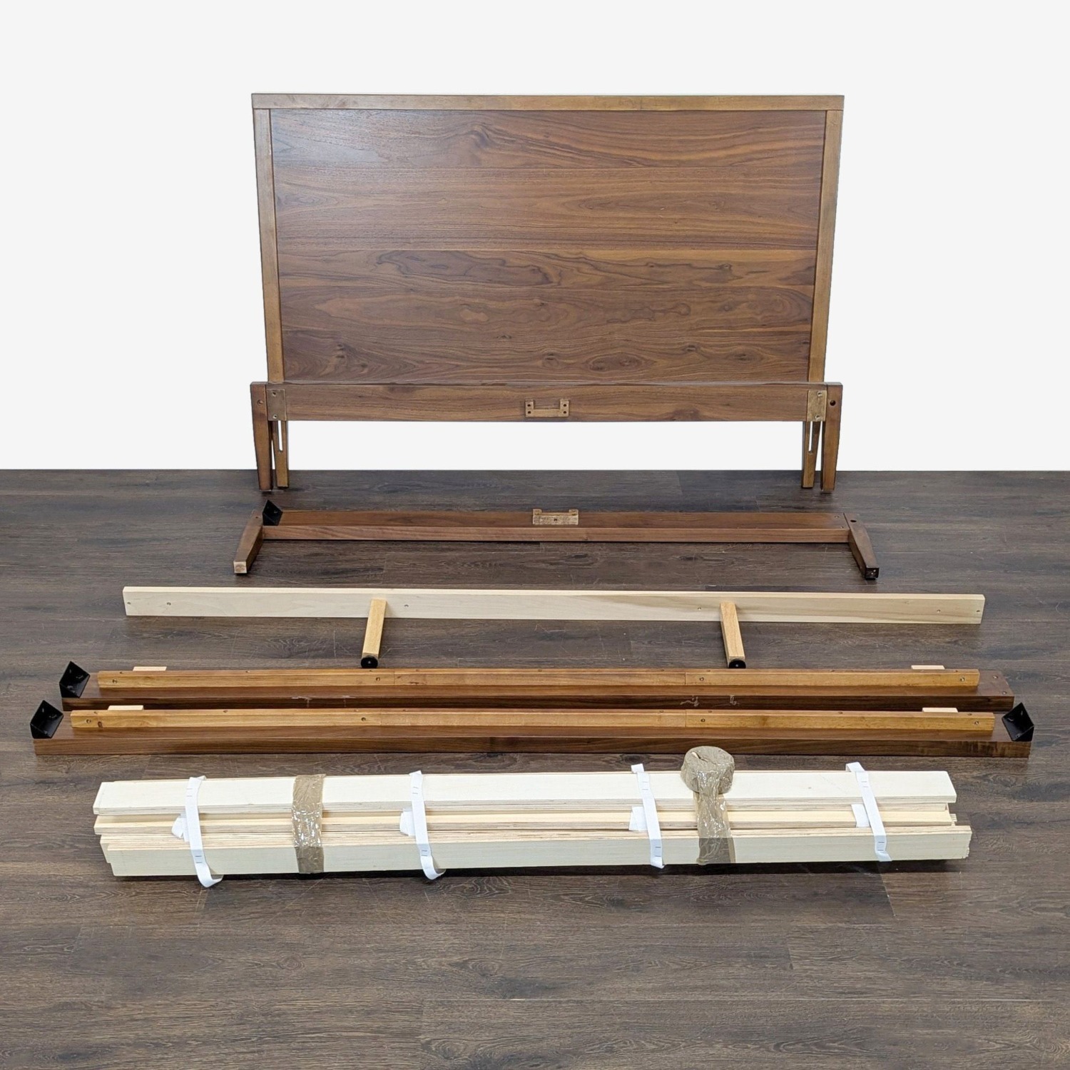 Matthew Kroeker Marcel Queen Classic Wooden   - image-2