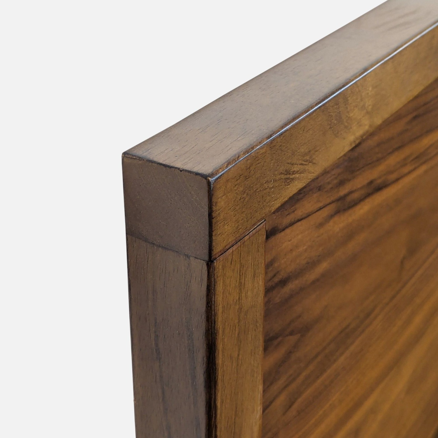 Matthew Kroeker Marcel Queen Classic Wooden   - image-4