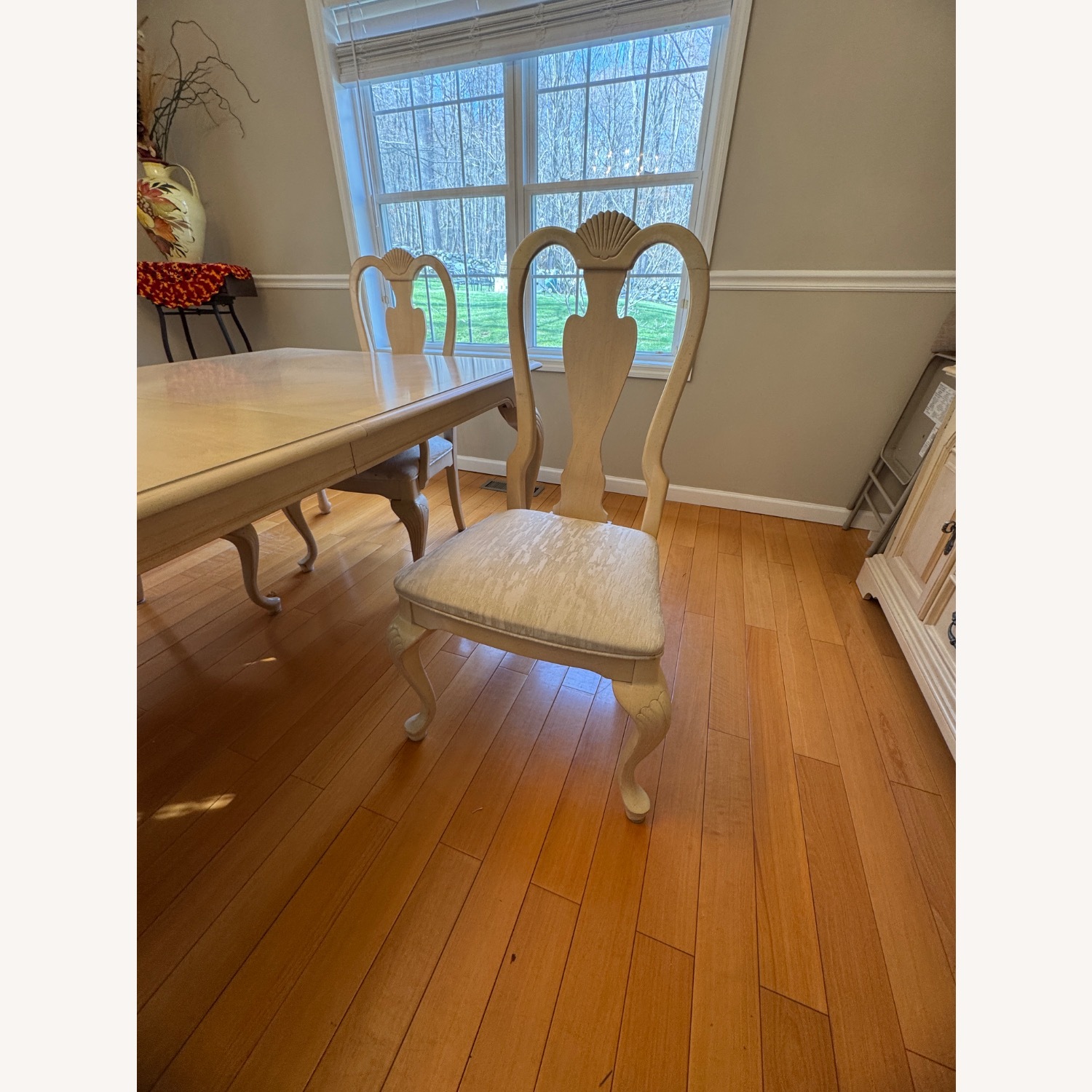 Stanley Endeavor Dining Table & Chairs - image-5