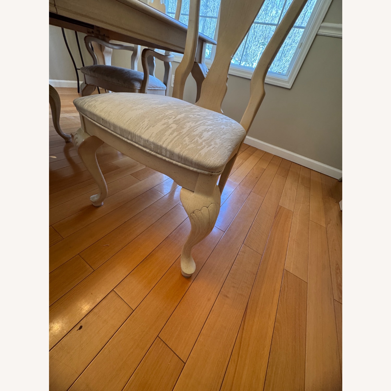 Stanley Endeavor Dining Table & Chairs - image-6