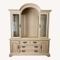 Stanley Endeavor China Cabinet