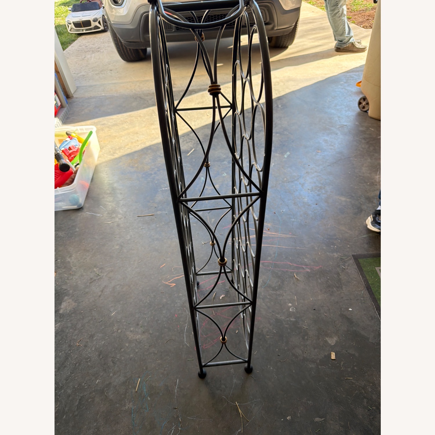 Metal Wine Rack with Handle  - image-2