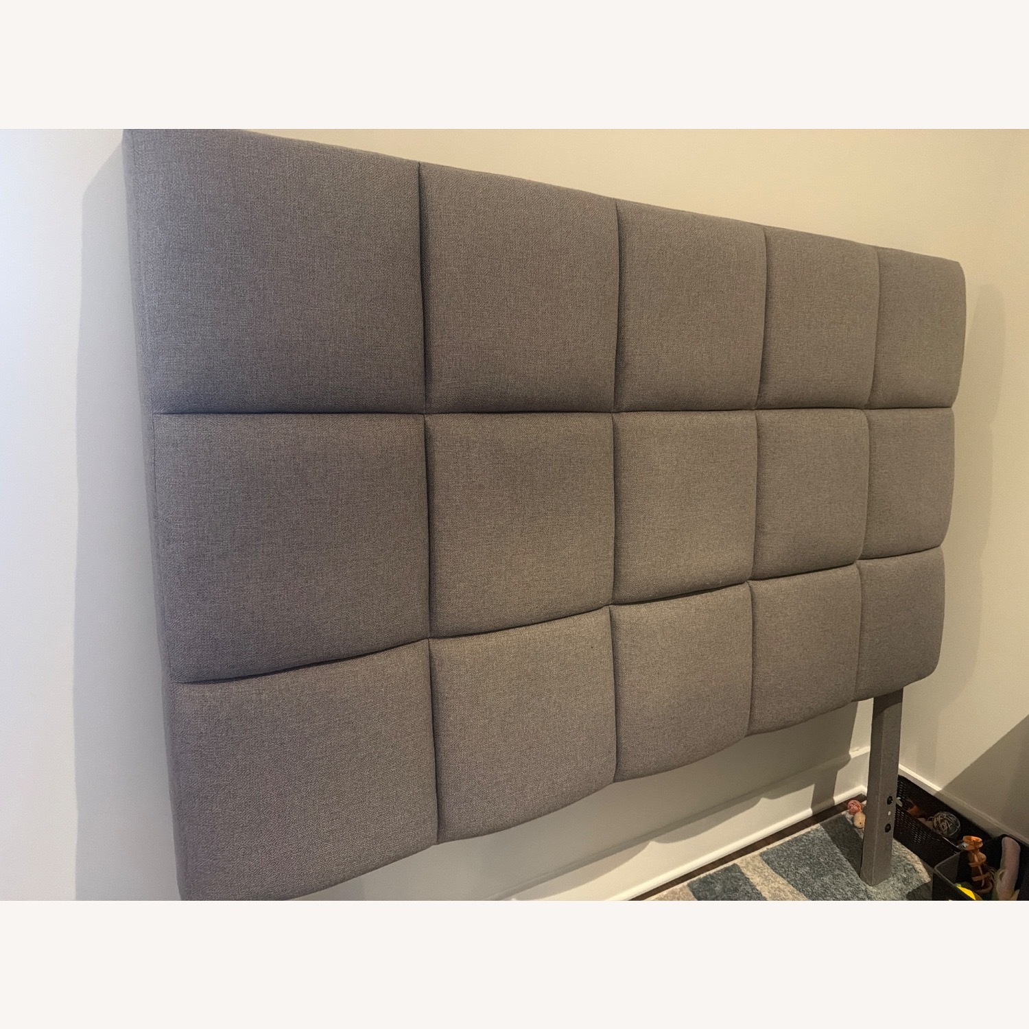 Ashley Furniture Light Gray Linen Queen Bed - image-5