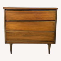 Bassett Mid-Century Modern 3-Drawer Walnut Chest