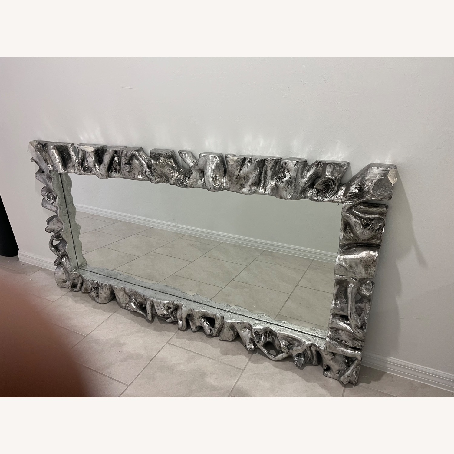 Silver Beautiful Mirror Set  - image-4