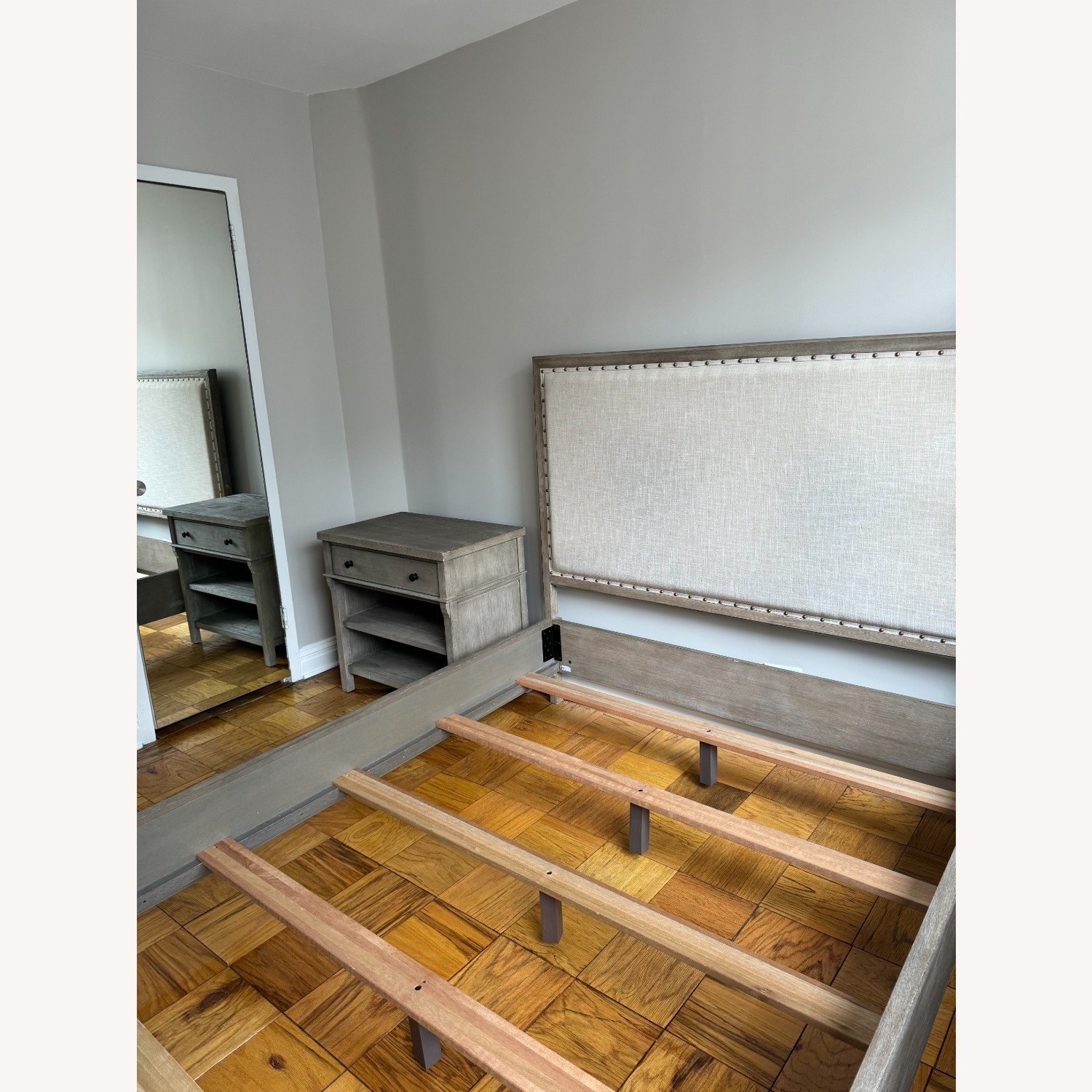 Pottery Barn Toulouse Light Gray Wood Full Bed - image-2