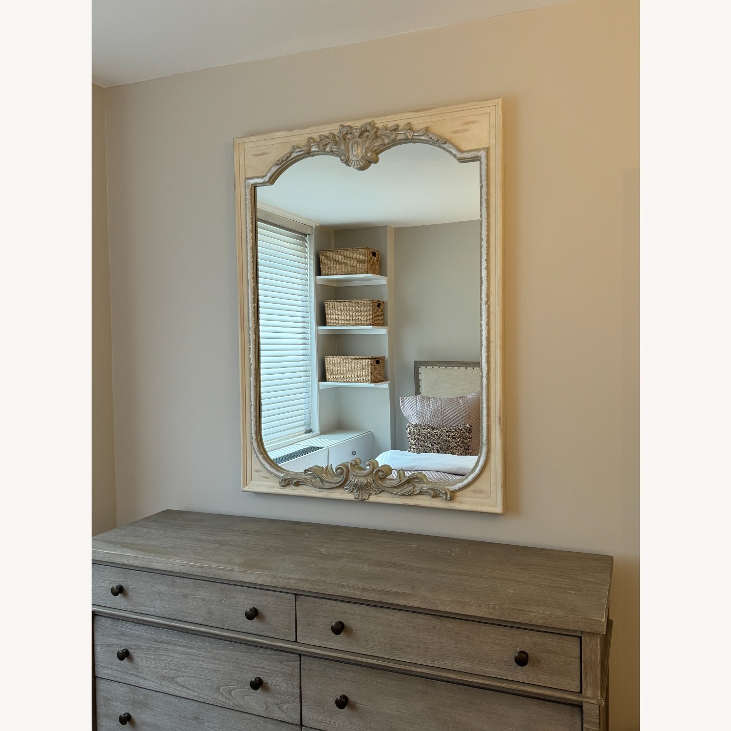 Toulouse 8-Drawer Dresser (60") - image-4