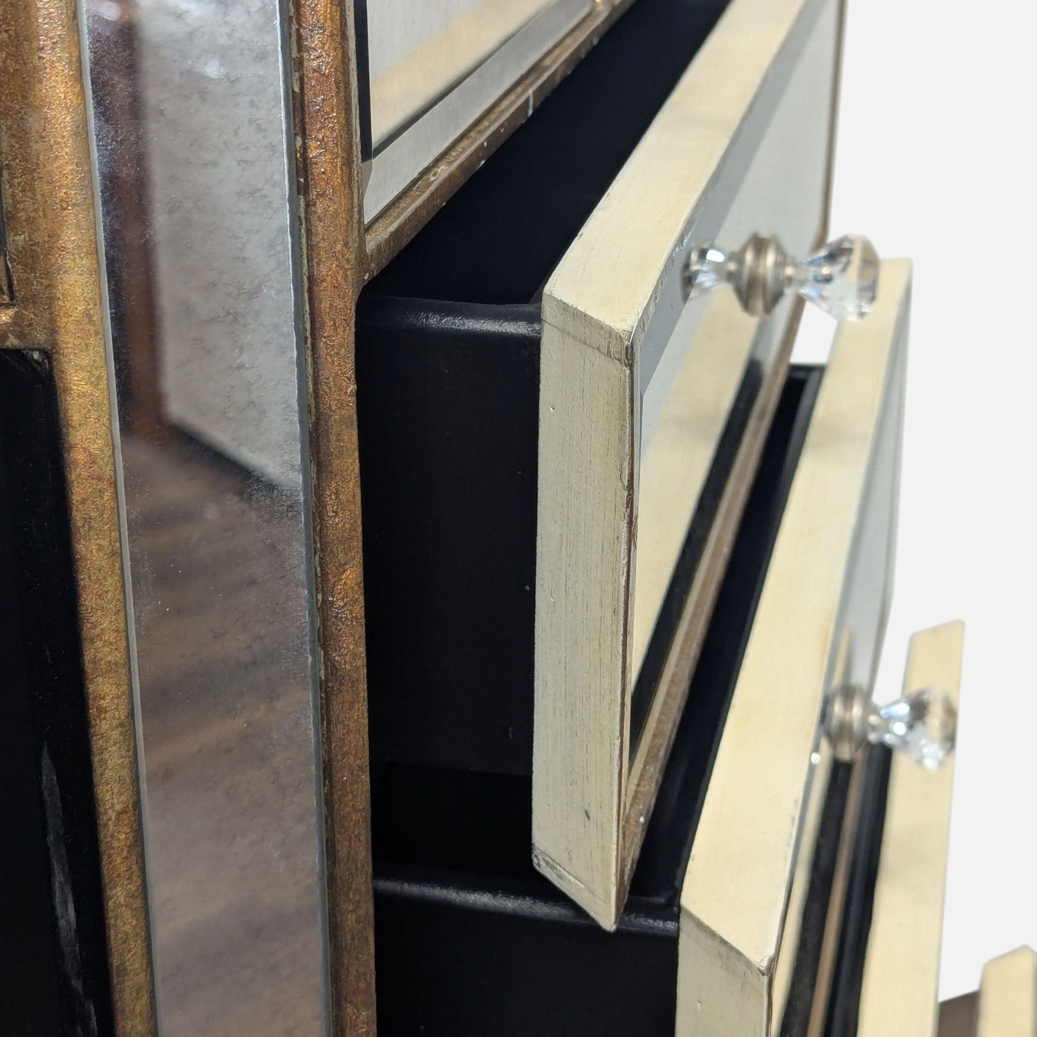 Bassett Mirror Company Collette Mirrored Jewelry  - image-8