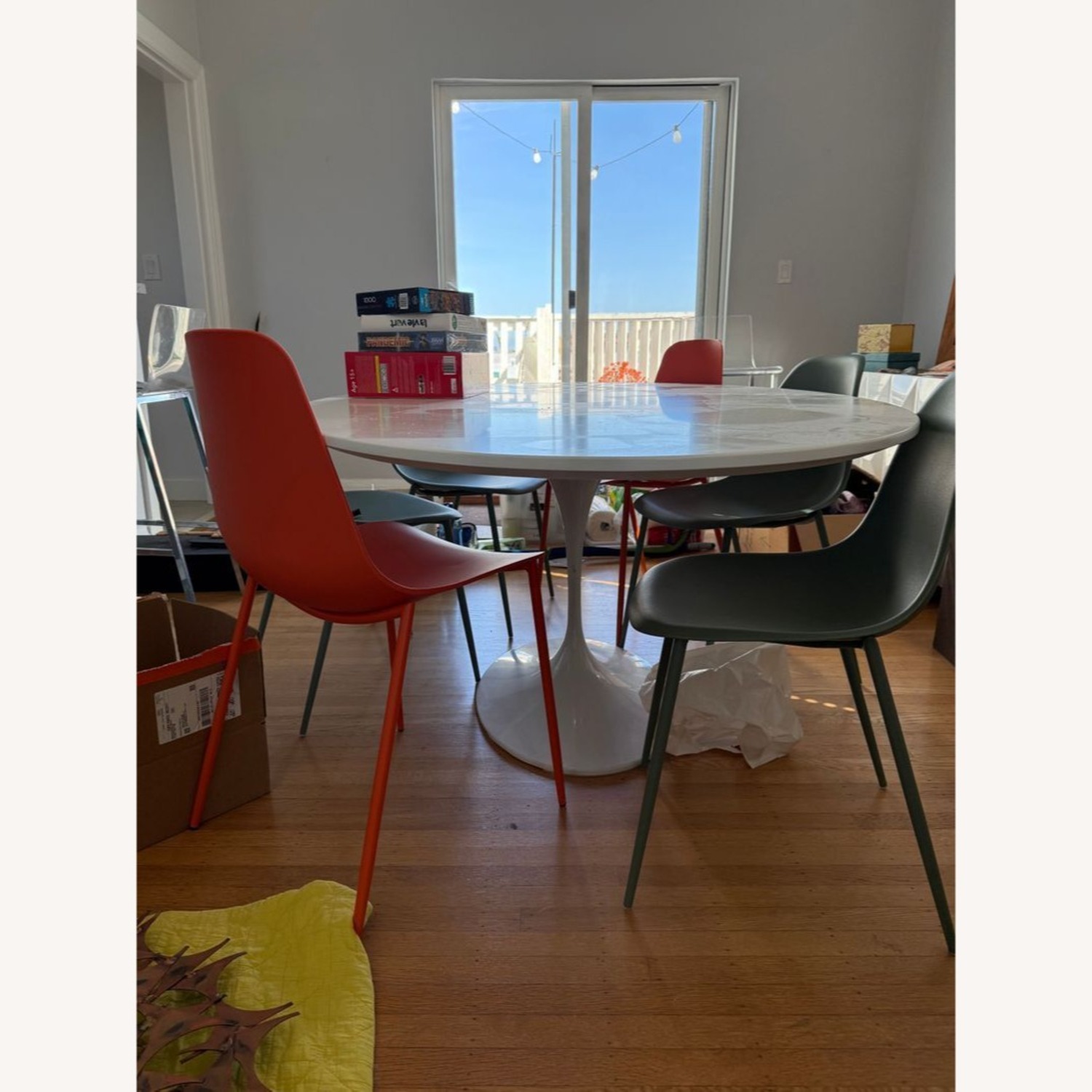 Rove Concepts Oval Tulip Table in White Lacquer - image-9