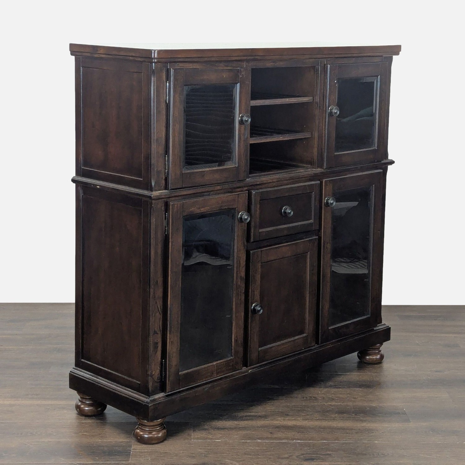 Porter Dining Server - image-4