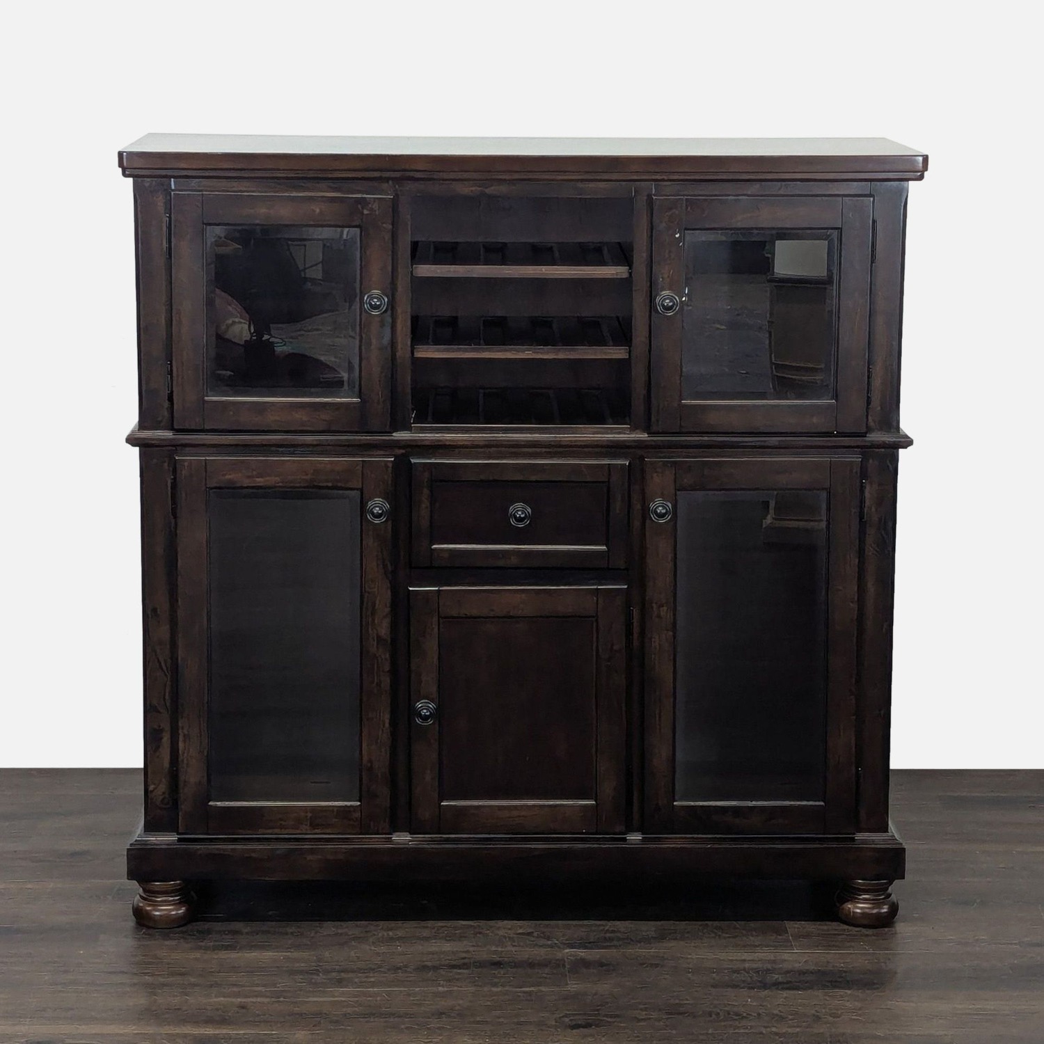 Porter Dining Server - image-2