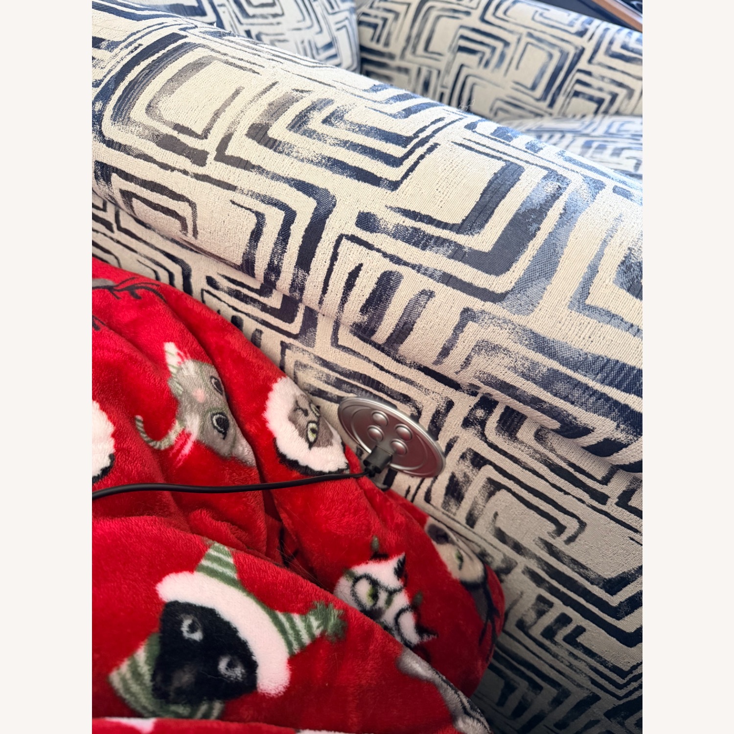 Blue Fabric Recliner - image-10