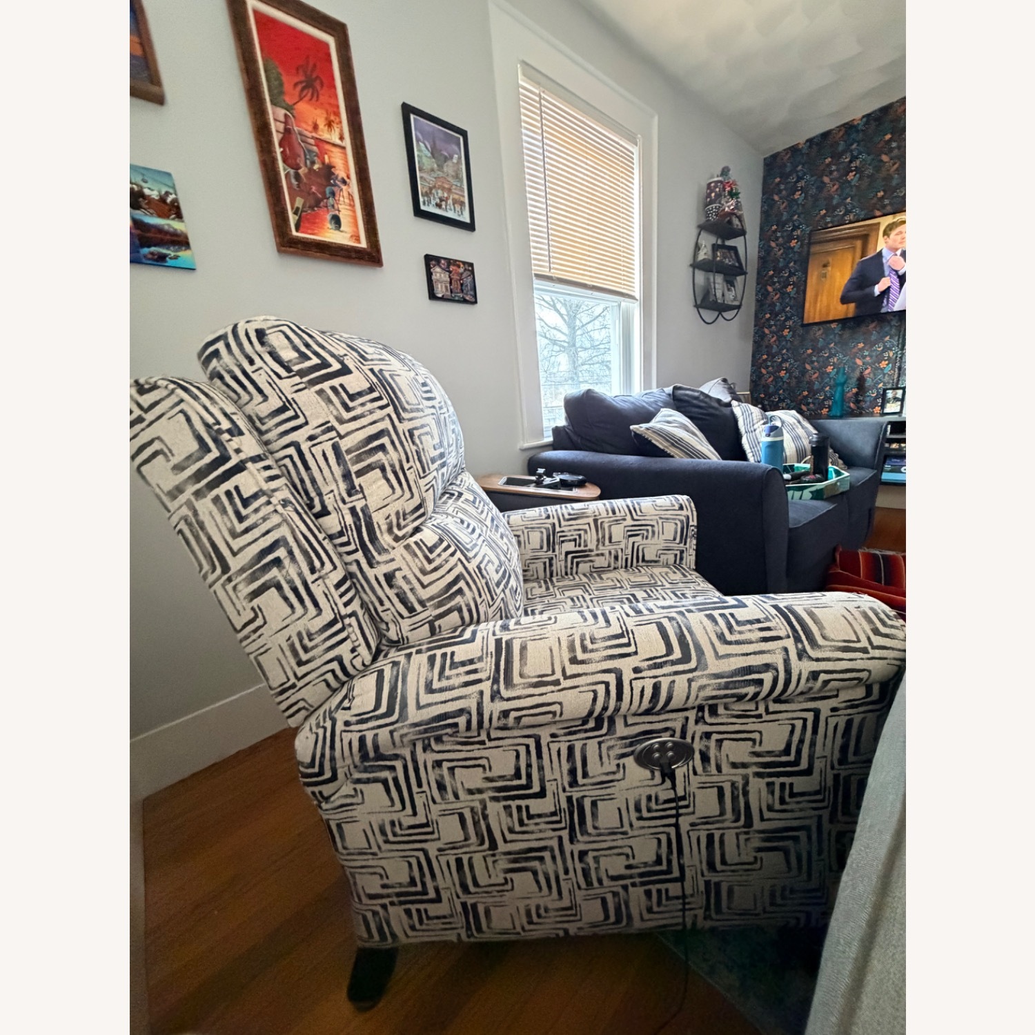 Blue Fabric Recliner - image-5