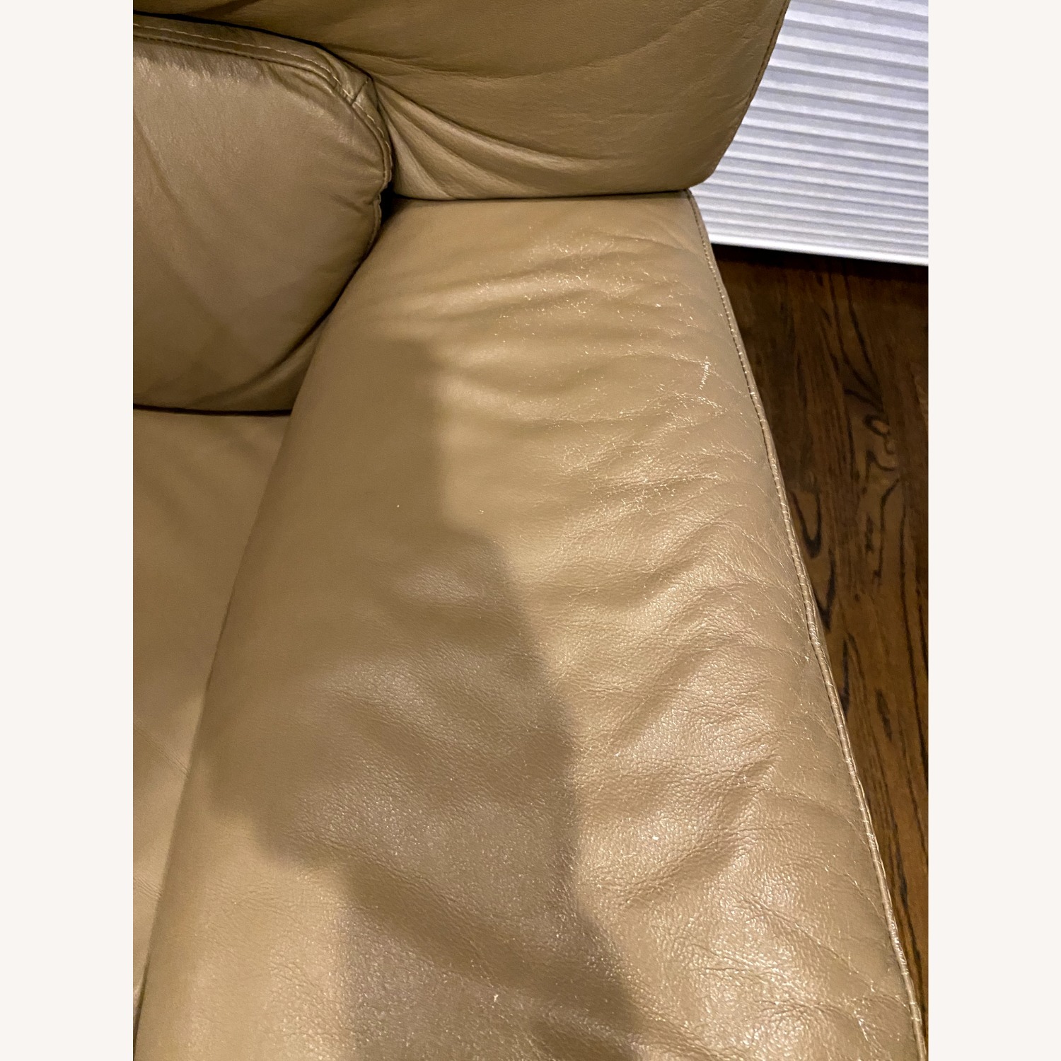 Comfortable Natuzzi Leather Swivel Recliner - image-2