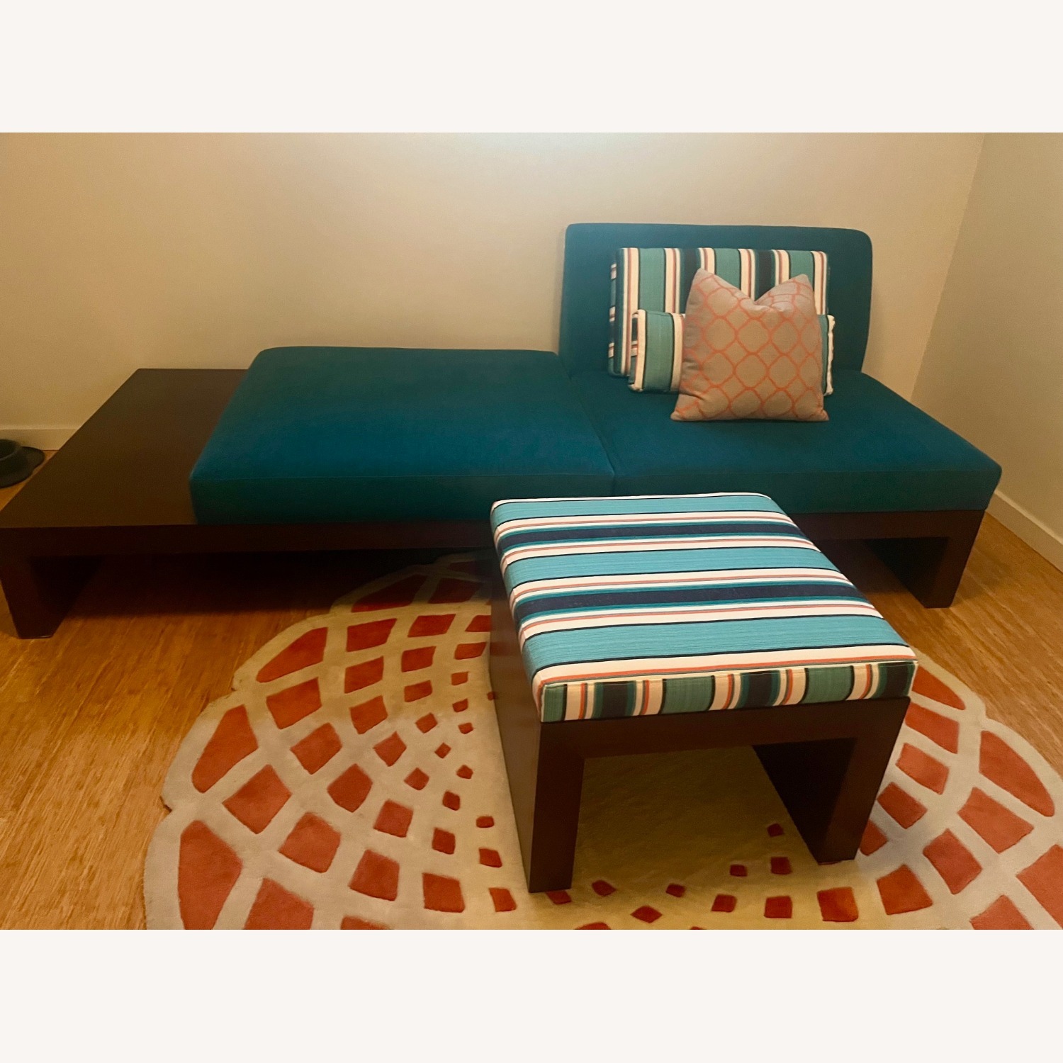 Custom Modular Sectional Sofa + 4 Ottomans - image-3