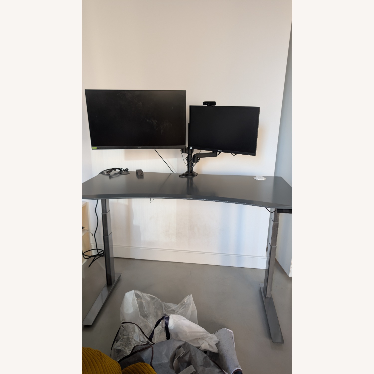 Design Within Reach Standing Desk Light Gray - image-2