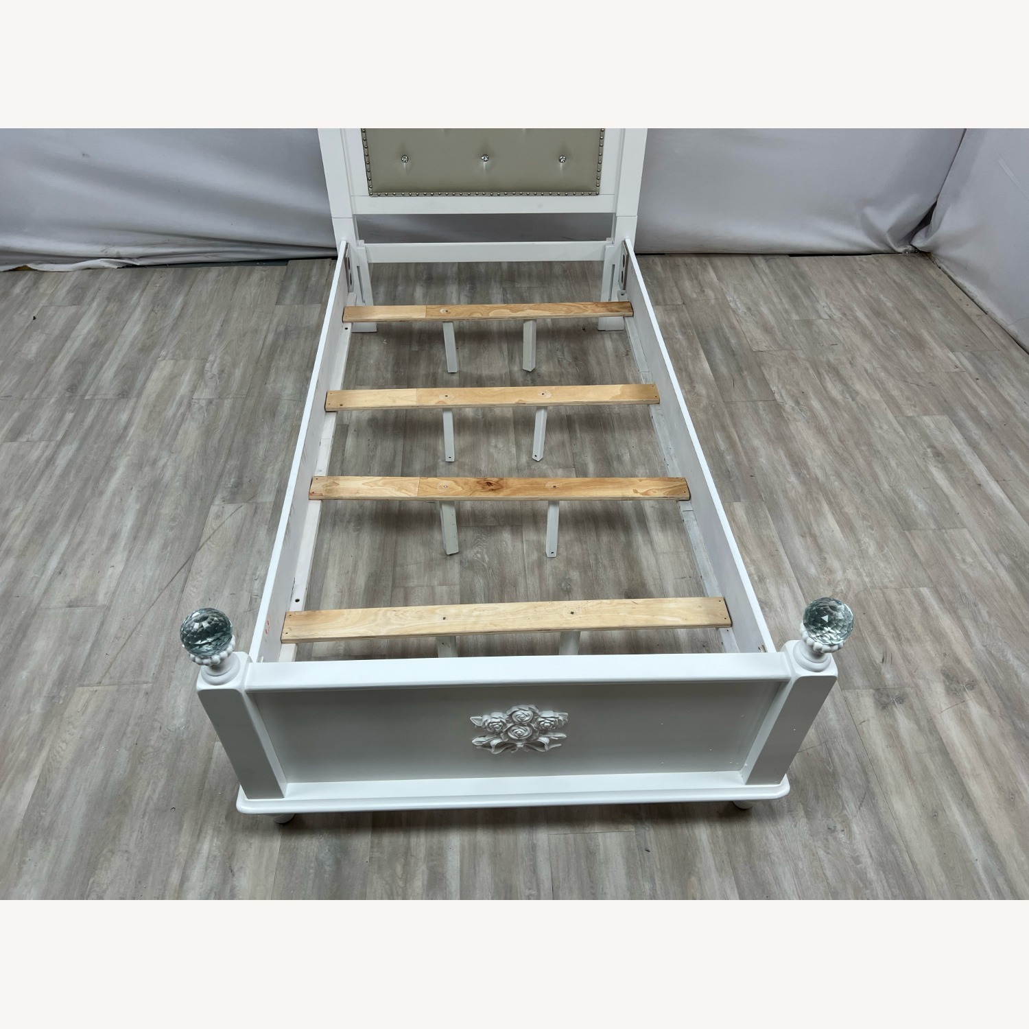 Furniture of America Twin White  Tufted Panel Bed - image-6