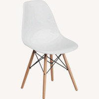 White Plastic Dining Chairs