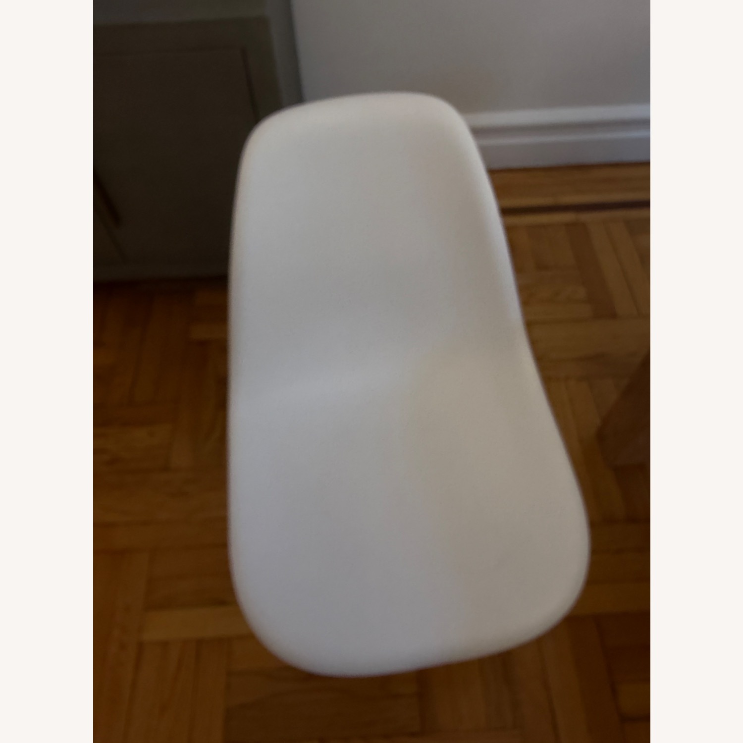 White Plastic Dining Chairs - image-4